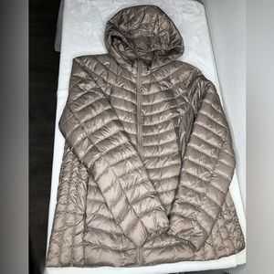 HeatKeep Hooded Lightweight Down Puffer Jacket XL